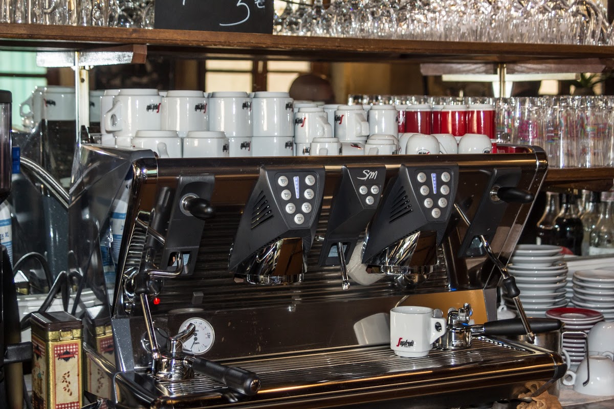 Le Café Jehanne d'Arc - Photo 1