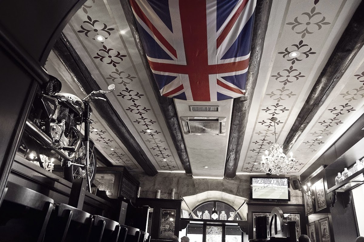 The Queen Victoria 1 - Photo 1