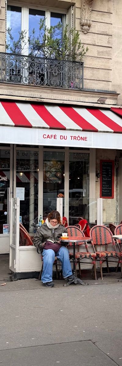 Le Cafe Du Trone - Photo 3
