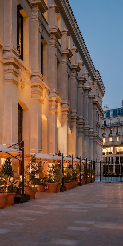 ROOF - Madame Rêve — Paris