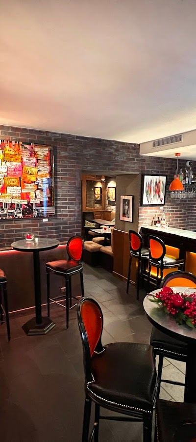 Le Caveau de la Huchette Dijon — Dijon