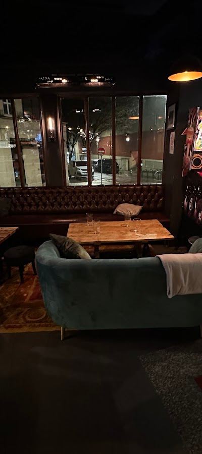 Pub Corner - Photo 2