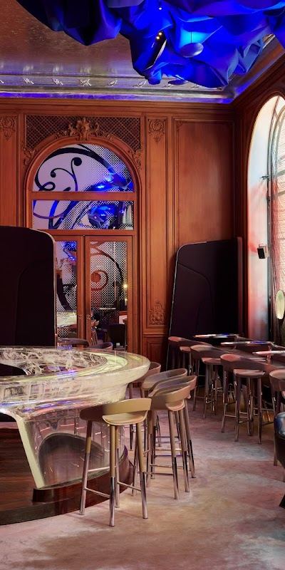 Le Bar du Plaza Athénée - Photo 3