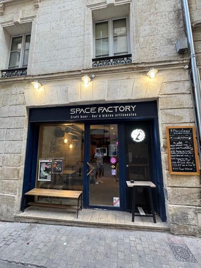 Space Factory - Photo 3
