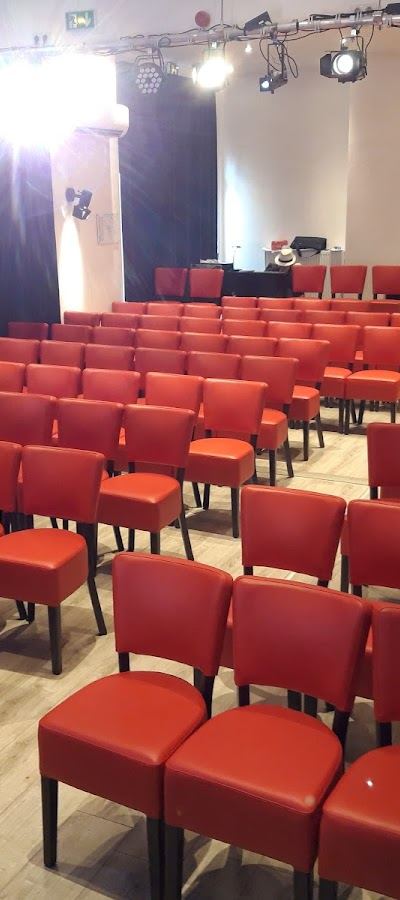 La comédie caf « lacom » — Metz