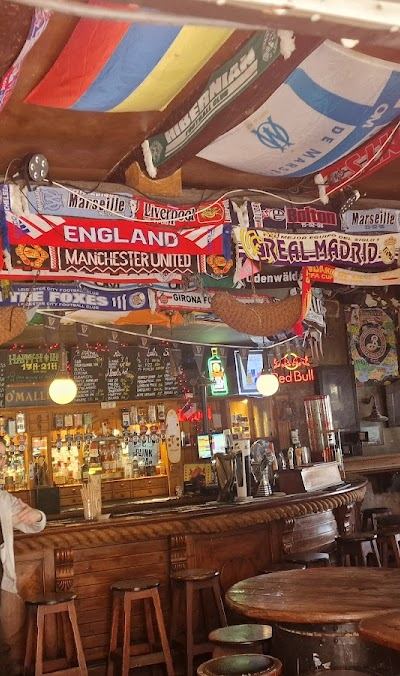 O'Malley's Irish Pub - Photo 3