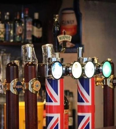 The British Pub - Photo 2