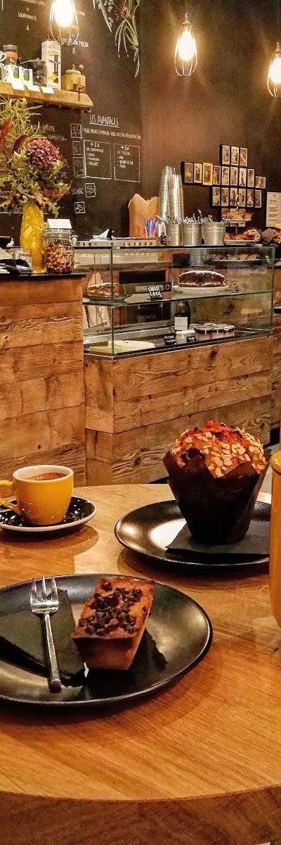 Slake Coffee House - Photo 2
