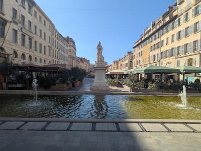 L'Unic - Photo 3