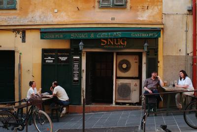 Snug & Cellar - Photo 3