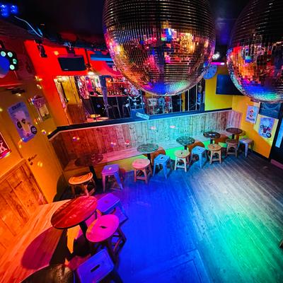 Hide Pub Club Paris — Paris