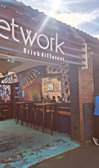 Network Bar — Paris