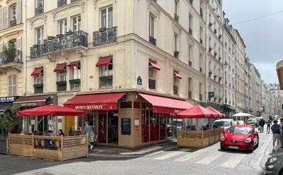 Le Café Constant — Paris