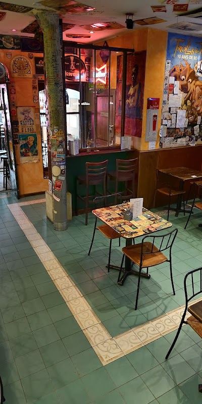 troll café - Photo 3