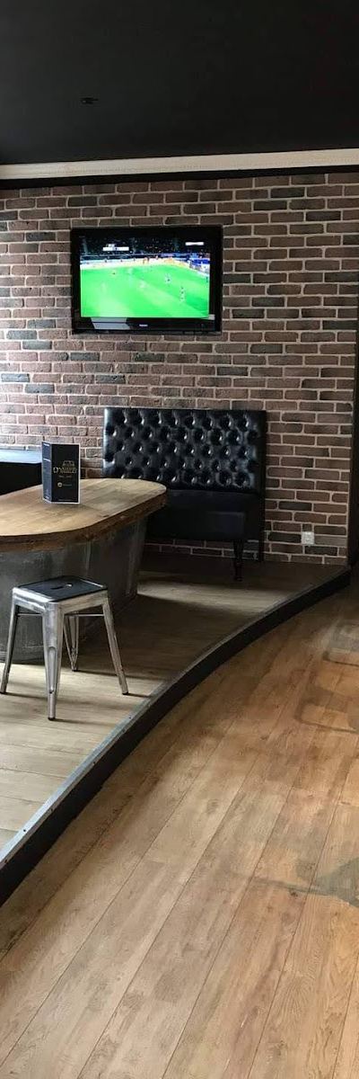 O’kastell Bar - Photo 3
