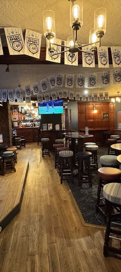 The George and Dragon - Photo 2