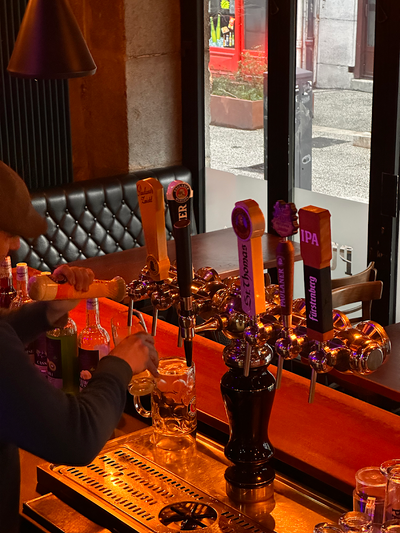 O'pog's pub - Photo 2