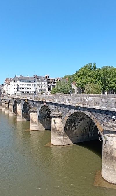 Le Quai - Photo 2