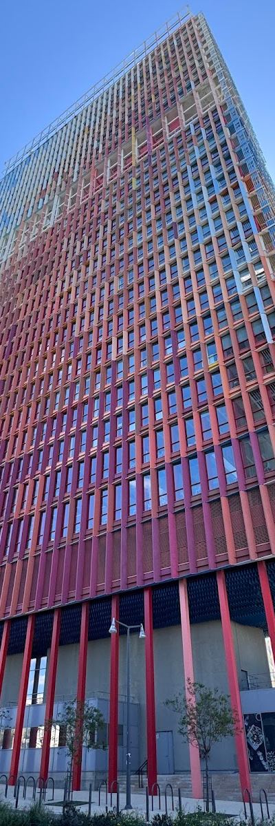 Sky Center - Photo 2
