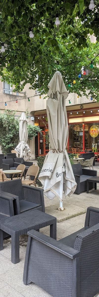 L'ambassy Café — Nancy