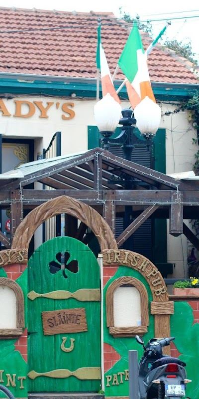Obradys Irish Pub - Photo 3