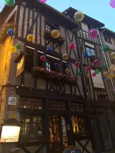 Le Duc Étienne - Photo 2