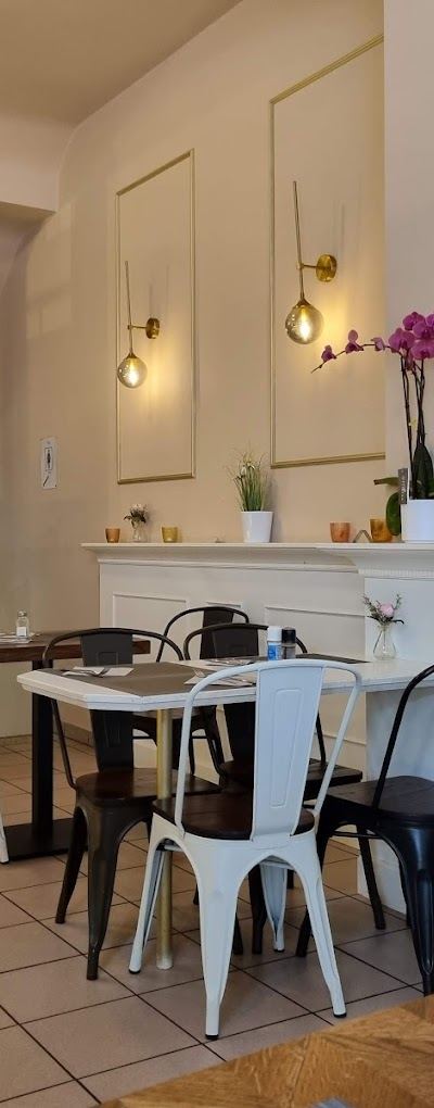 Kefi Taverna - Photo 3