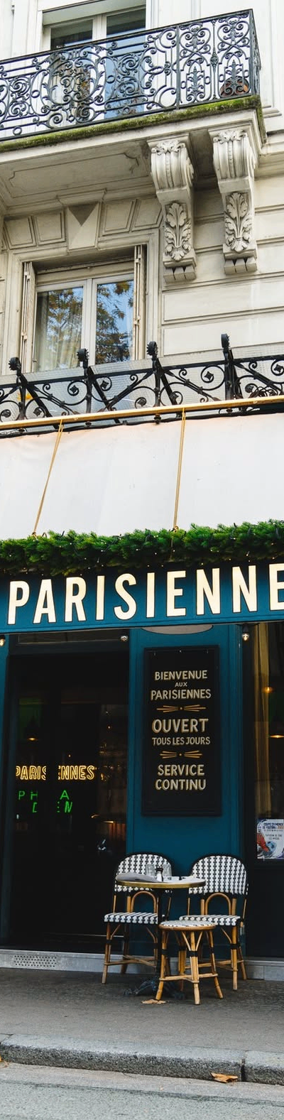 Les Parisiennes - Photo 2